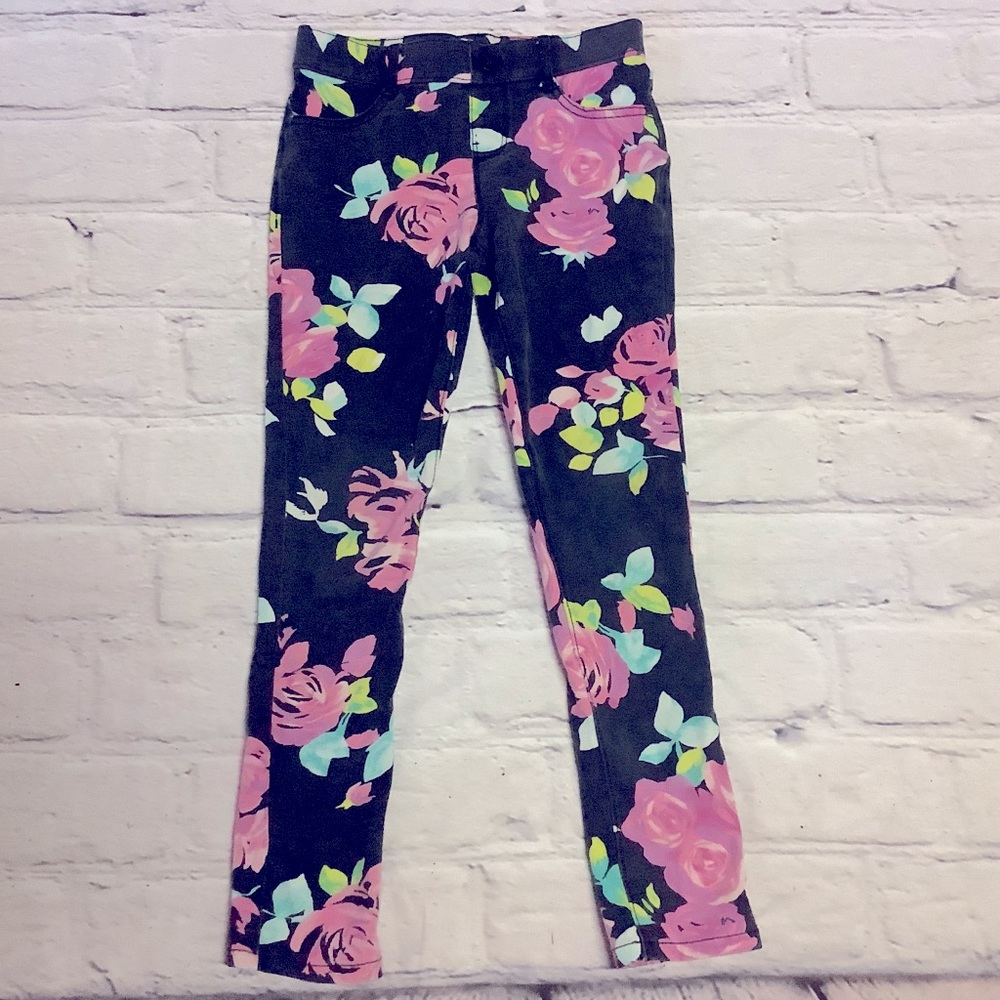 No tag. Size 8 young girl.